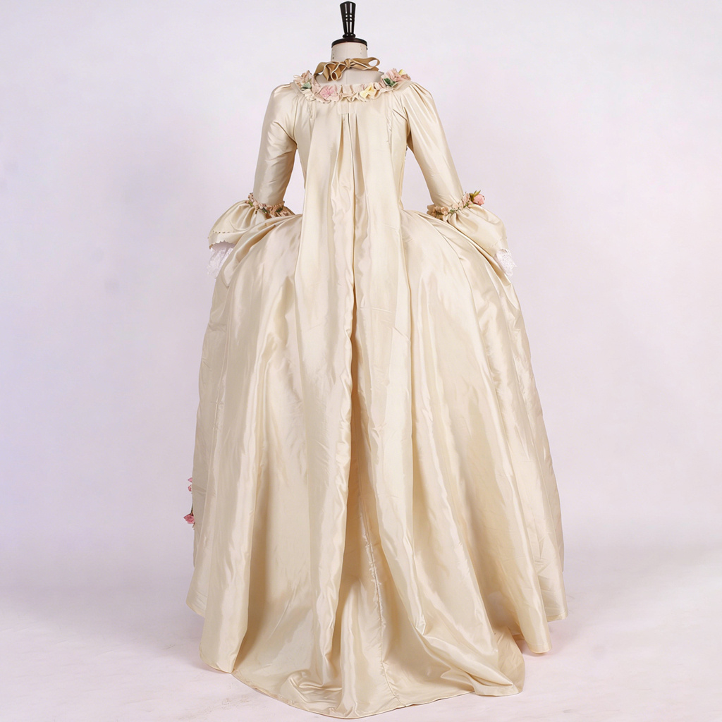 ชุดราตรีสไตล์ฝรั่งเศสยุคศตวรรษ - Evening Gown บทวิจารณ์และราคา